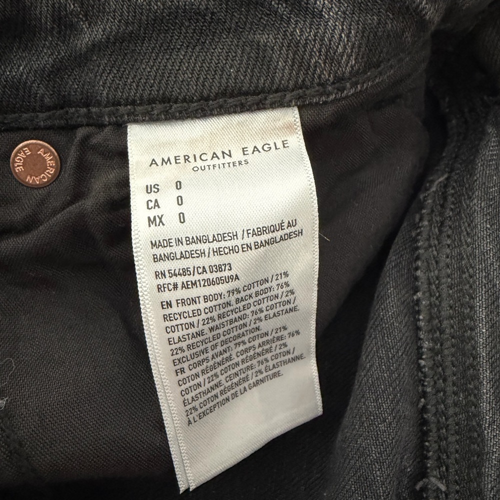 American Eagle Outfitters Black Washed Denim Shorts - Picture 5 of 6